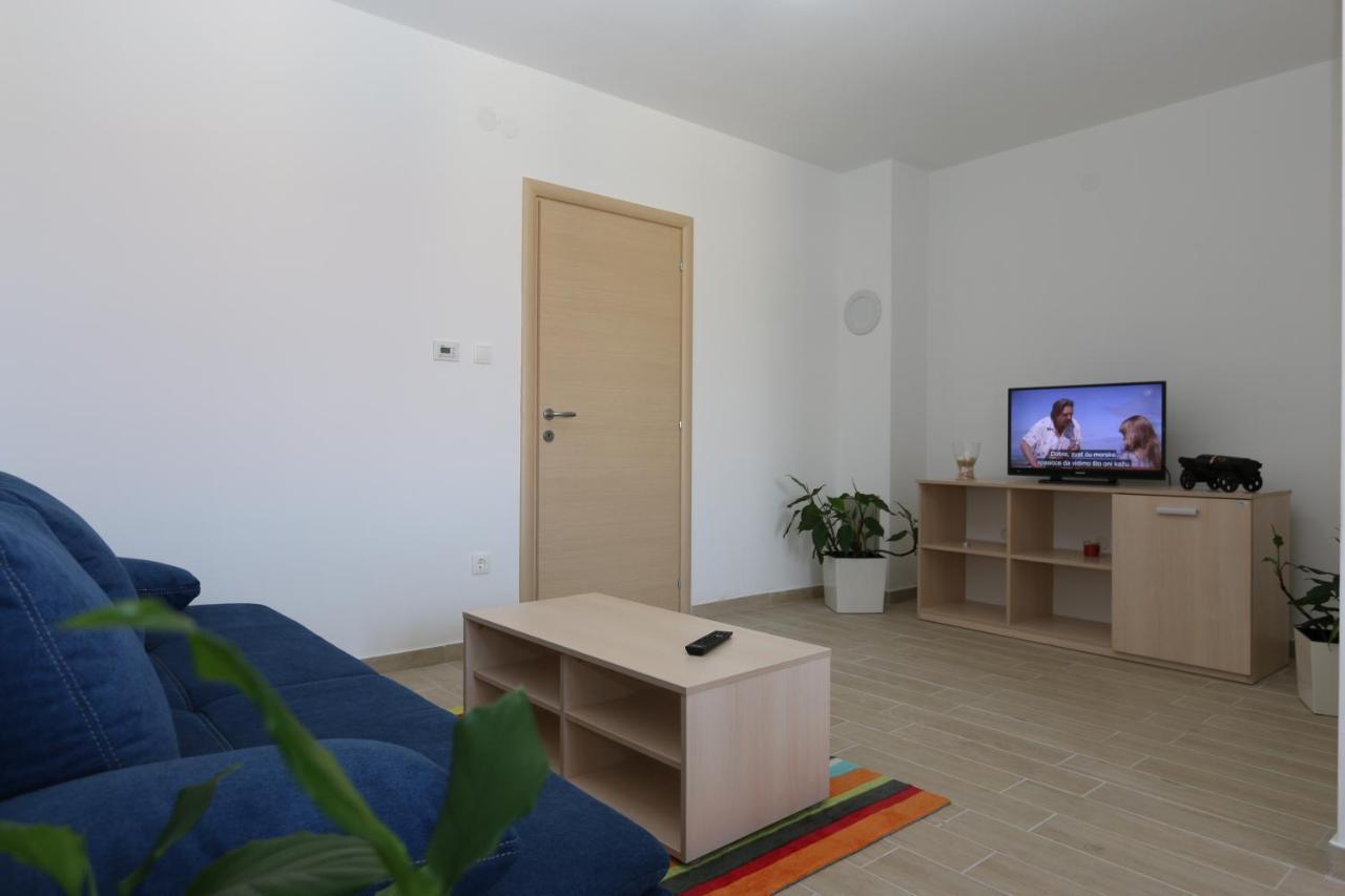 Apartments Sucic Iva I Tea Soline  Exterior foto